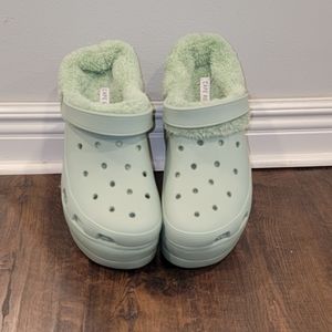 Cape Robbin crocs